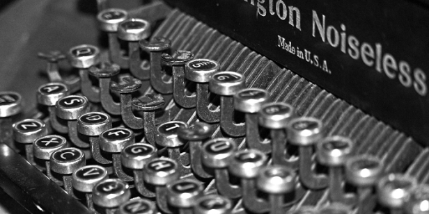 typewriter-700x350